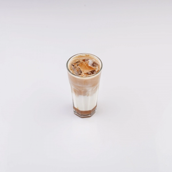 iced caramel macchiato|آیس کارامل ماکیاتو